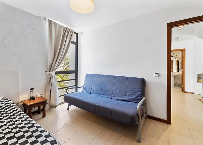 Paula * Costa Teguise