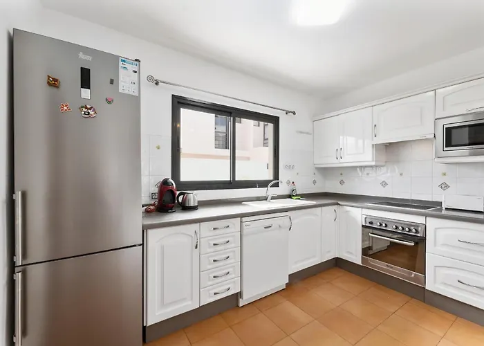 Paula * Costa Teguise